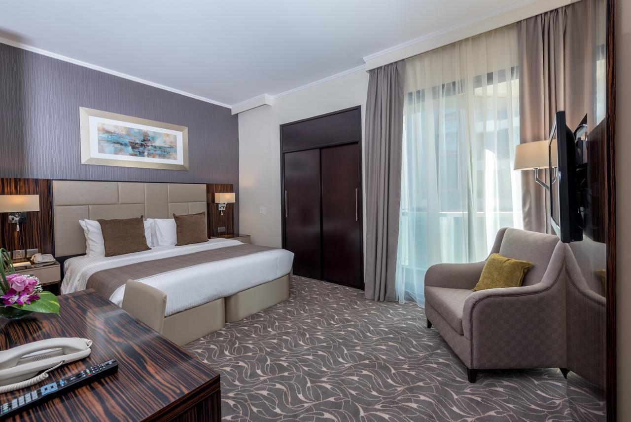 Hawthorn Extended Stay By Wyndham Abu Dhabi City Center Exterior foto